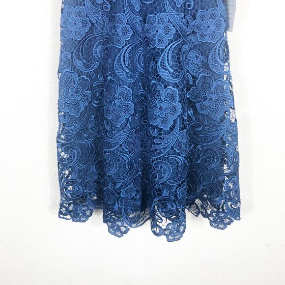 NWT Dress the Population Hayden Lace Fit & Flare Dress Size Small Navy Cocktail - Picture 9 of 13